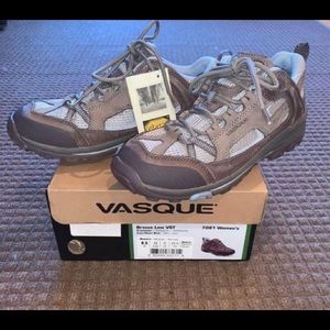 Vasque Breeze Low VST Women’s Hiking Boots, size 8.5 US